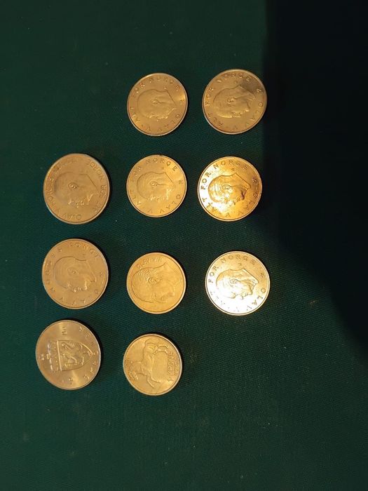 58 Moedas da Noruega e Suíça