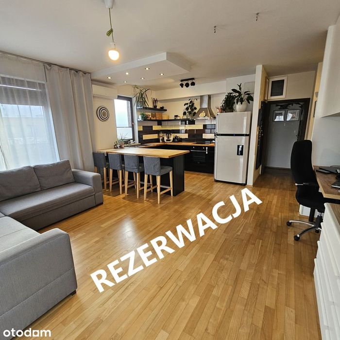 REZERWACJA 2 pok. mieszkanie 57,7 m2 + garaż i piwnica od właściciela