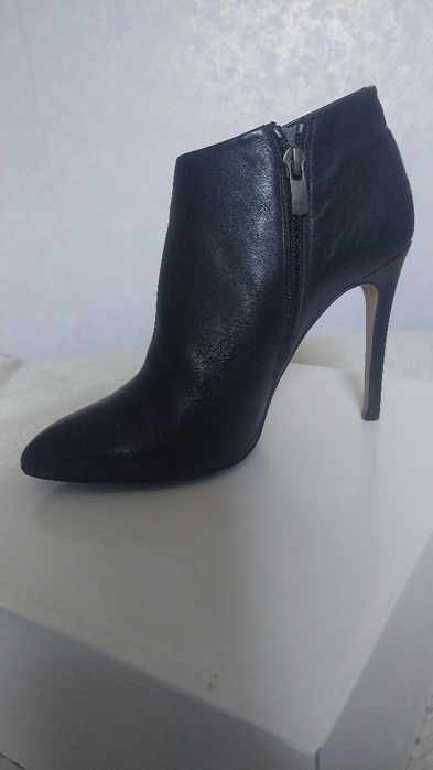 Чёрные сапожки кожа