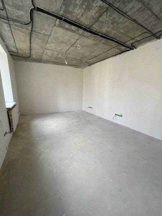 Продаж приміщення з ремонтом 226 м² в Новобудові вул. Зелена