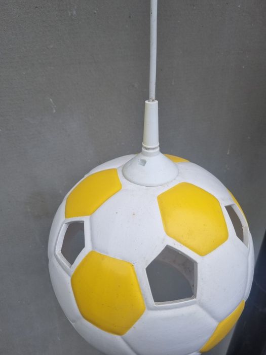 Lampa wisząca piłka