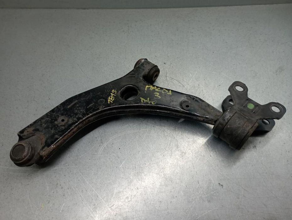 Braço de suspensão frente direito MAZDA 3 (BL)