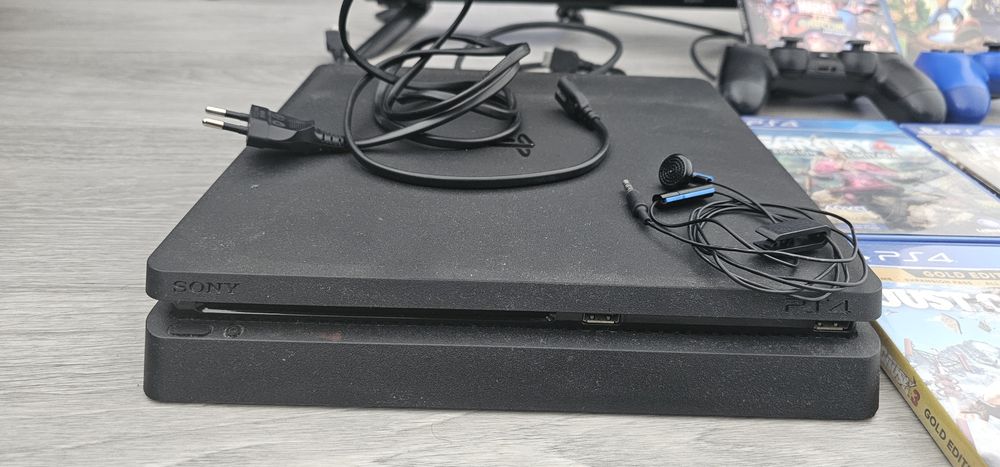 PlayStation 4 1Tb