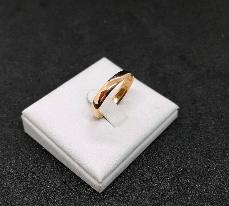 Złota obrączka próby 333 - 2,04g (Rozmiar 15)