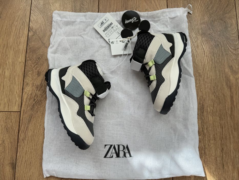 Кросівки Zara 23 (14,3cm) Disney