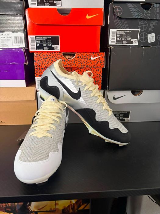 Chuteiras Nike Mercurial Edição Limitada
