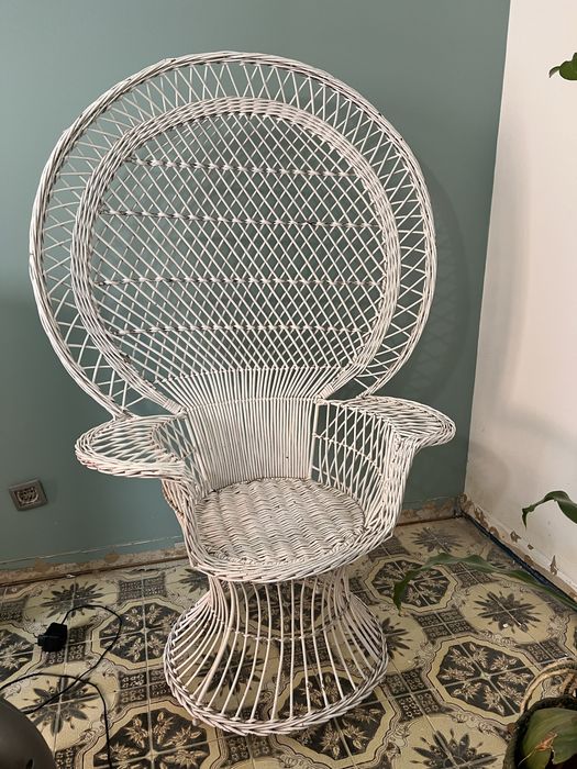 Cadeira pavao branca