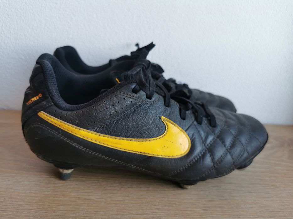 Buty sportowe, korki, nike, rozmiar 36,5, 23,5 cm