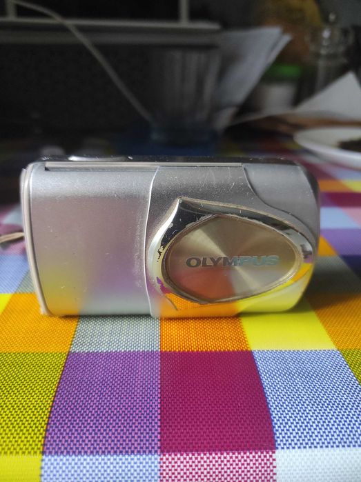 Olympus 400 digital