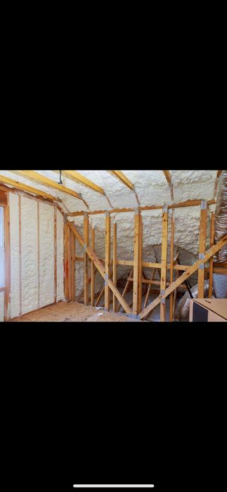 Ocieplenie pianą PUR Izolacje natryskowe DARMOWA WYCENA / Wolny termin