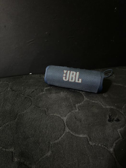 coluna JBL  azul