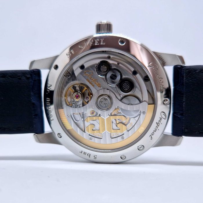 Glashütte Senator Excellence 1-36-01-05-02-01