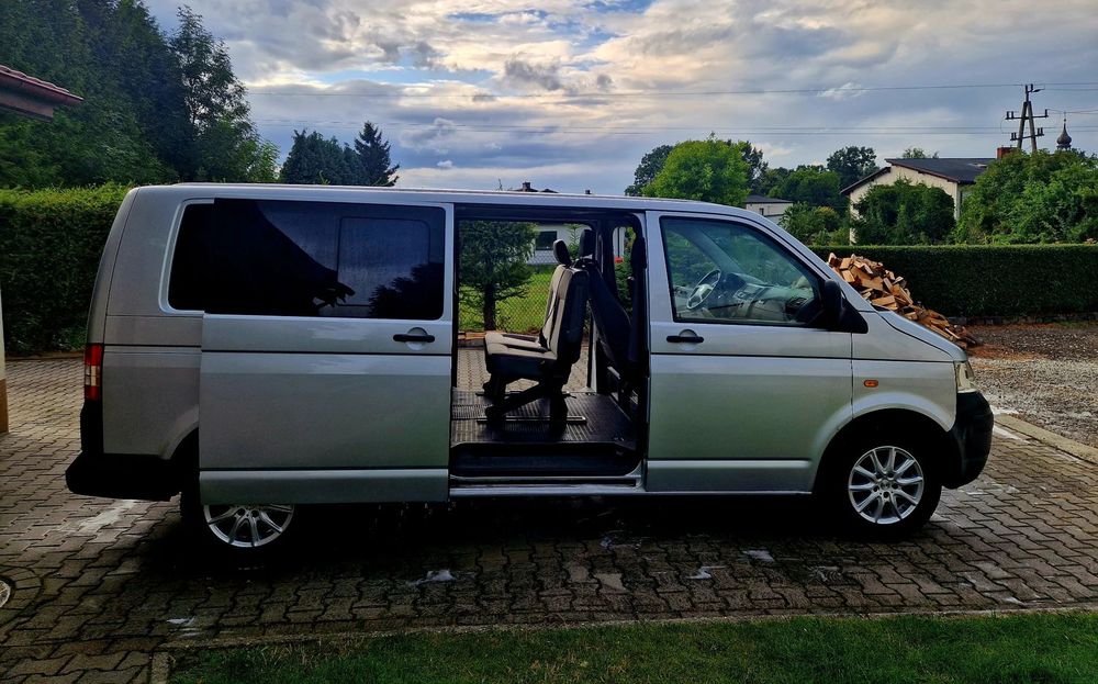 Volkswagen Caravelle VW Transporter Caravelle 4motion 4x4 2.5 TDI ,7 osobowy