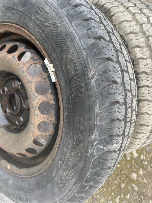 Kola felgi opony vw t5 215.65.16C goodyear