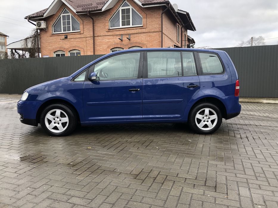 Volkswagen Touran