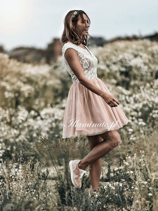 Zjawiskowa sukienka illuminate xs