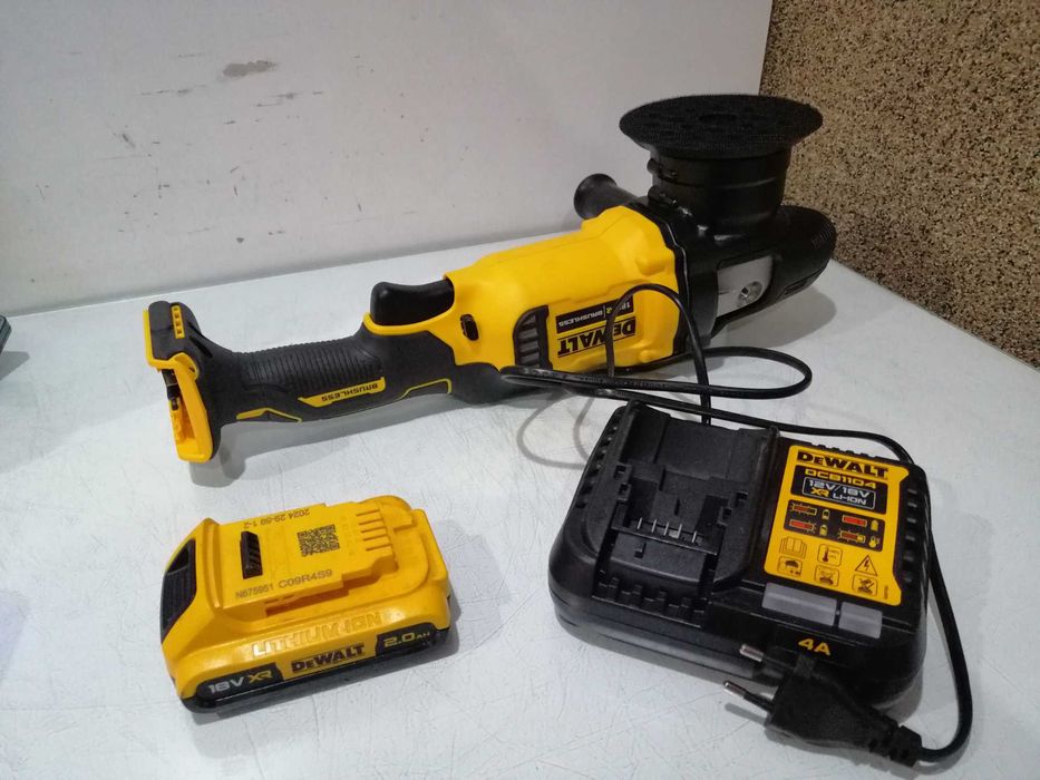 polerka mimośrodowa akumulatorowa DeWalt  DCM848