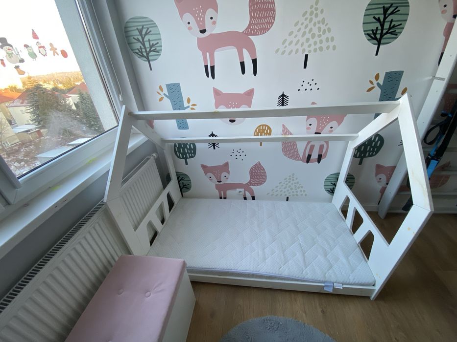 Łóżko dziecięce domek