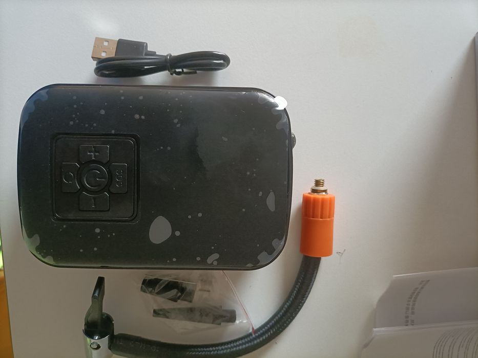 Bomba  de ar recargavel