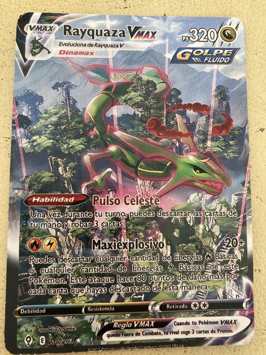Rayquaza Vmax Golpe Fluido