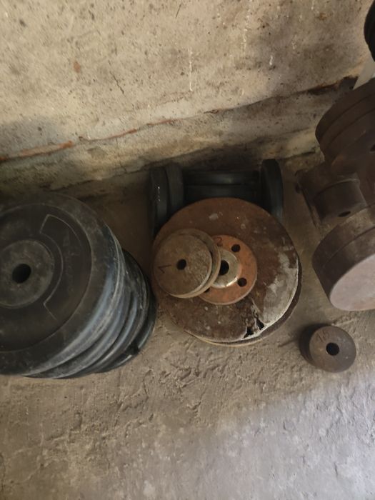 Sprzęt na siłownię obciążenie stalowe, bitumiczne, gryfy, Hantle