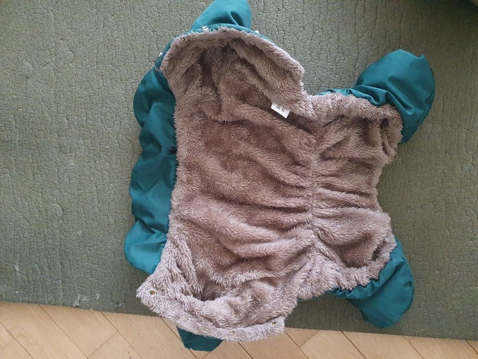 Куртка зимова на песика . Можливо торг. Розмір S 38