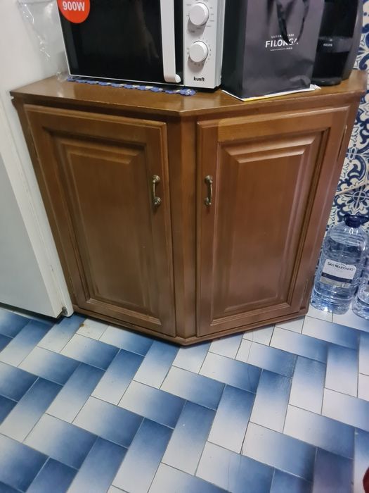 Cozinha em castanho