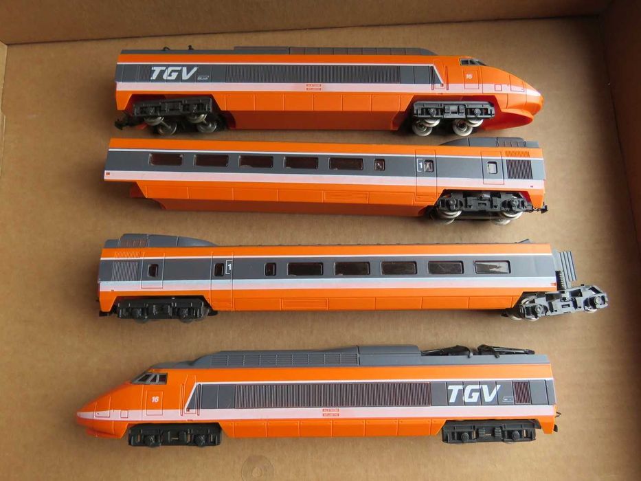Troco Comboio electrico "HO" TGV; ler anuncio