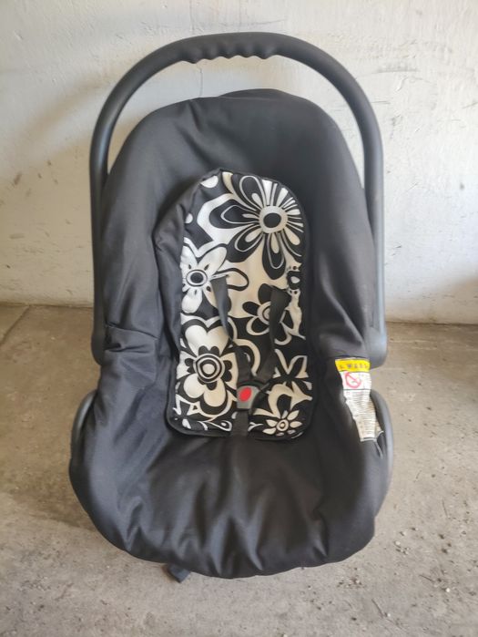 Fotelik nosidełko samochodowe  do dziecka