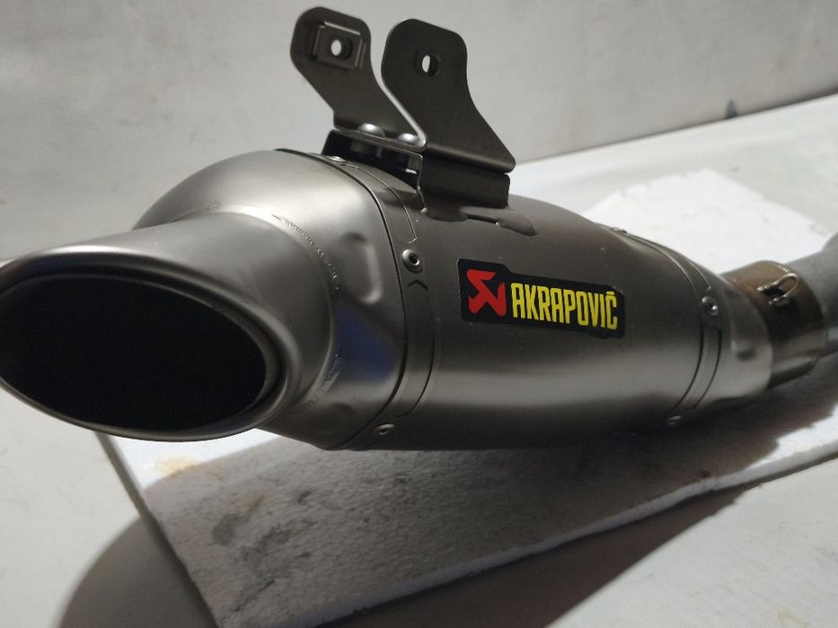 Escape akrapovic Yamaha MT 09/ TRACER/XSR