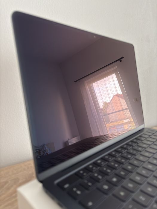 Apple MacBook Air 13” M3 2024 (A3113) | Kondycja 99% | GWARANCJA 06.2026