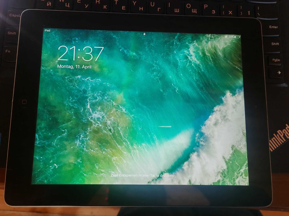 Планшет Ipad 4 A1458 заблокований обсяг памʼяті невідомий
