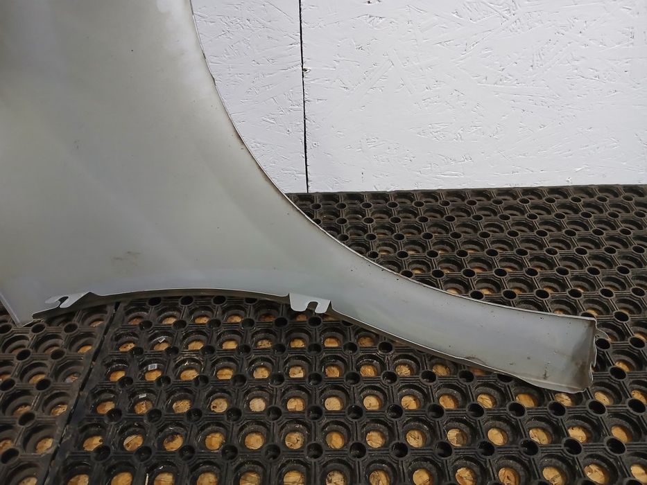 Citroen C3 Ii Lift Błotnik Przód Lewy Ezrc