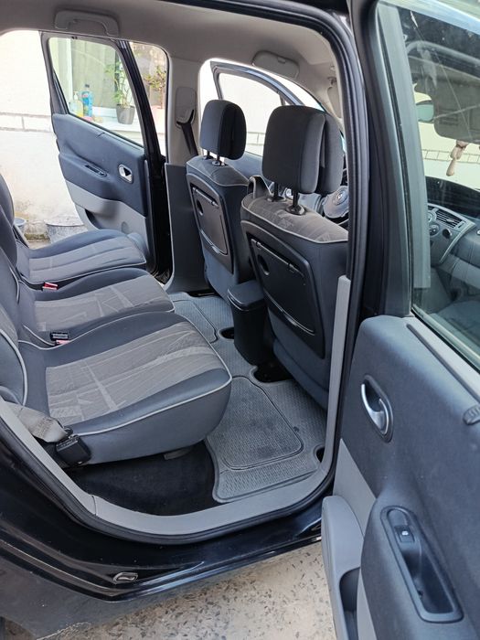 Продам автомобіль Рено Сценік2