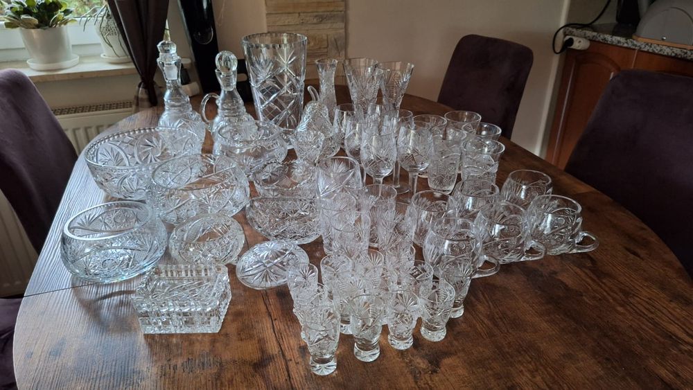 Sprzedam kryształy PRL Polskie