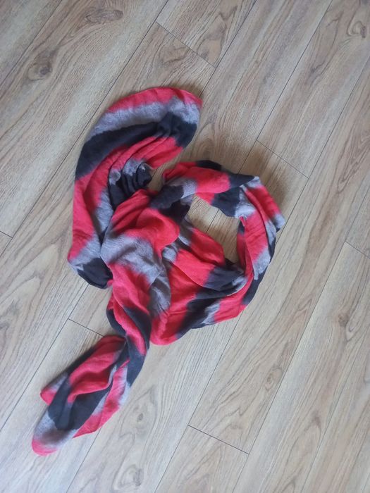 Piękny szal miękki