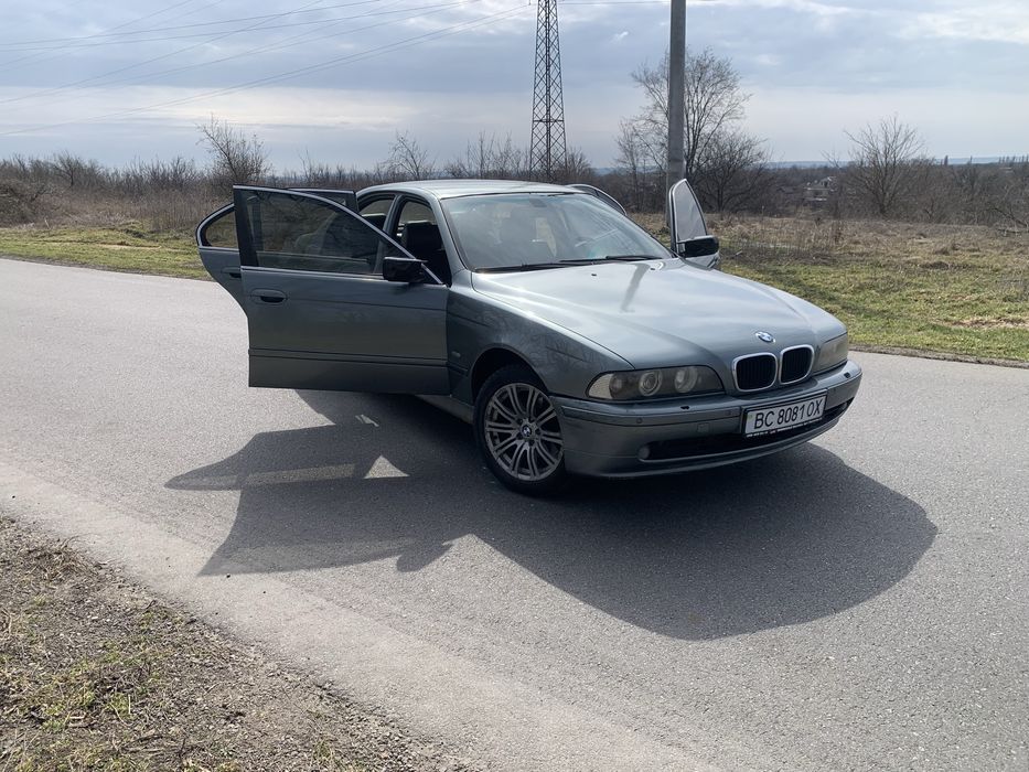 BMW E39 Рест, Дизель 3 літри, автомат