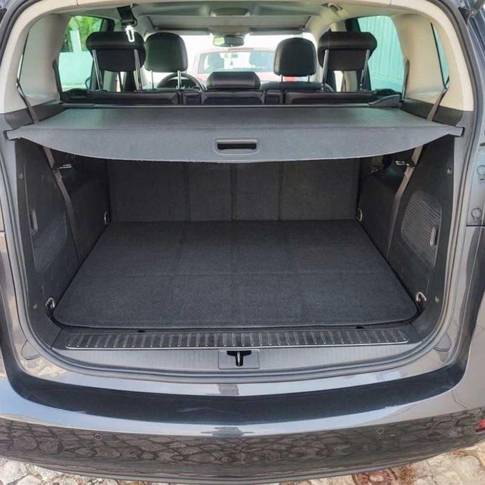 Opel Zafira 1.6 Cdti com teto panorâmico e possibilidade de troca