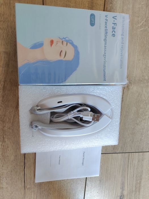 Urządzenie 3 w 1 remodelujace kontur twarzy Masażer V - Face