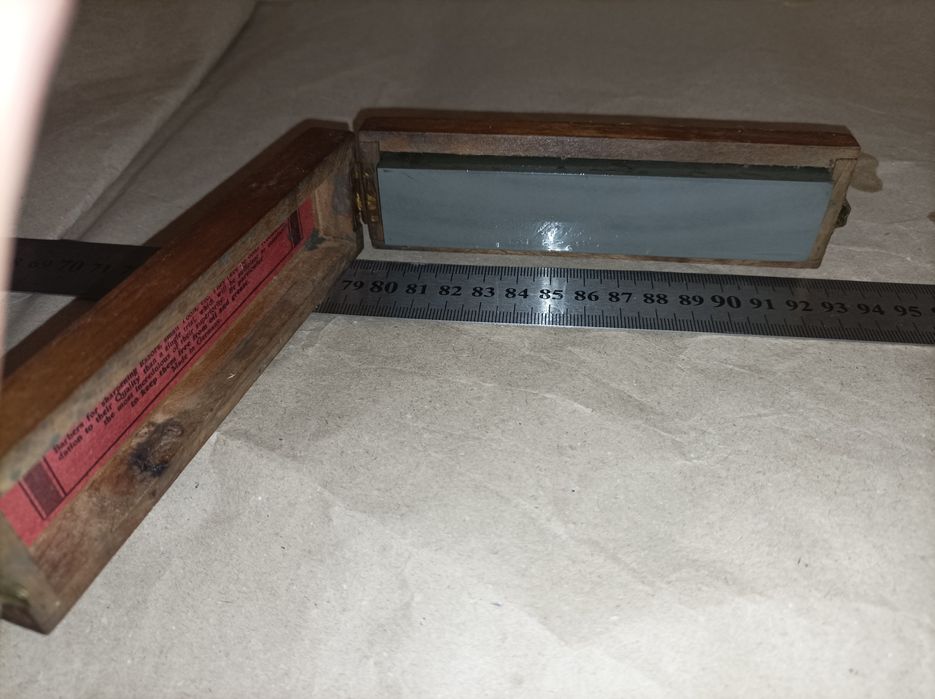 Вінтажний точильний заточной камінь