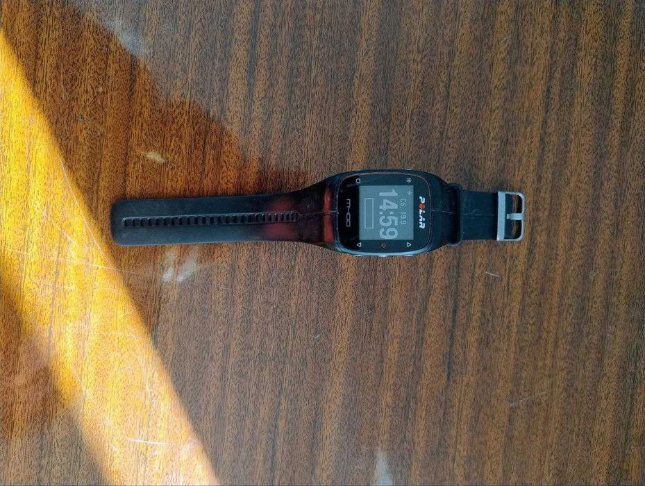 Годинник Polar M-400