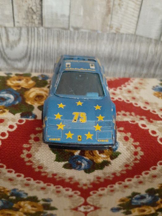Miniatura Ferrari 512 BB - Burago 1980