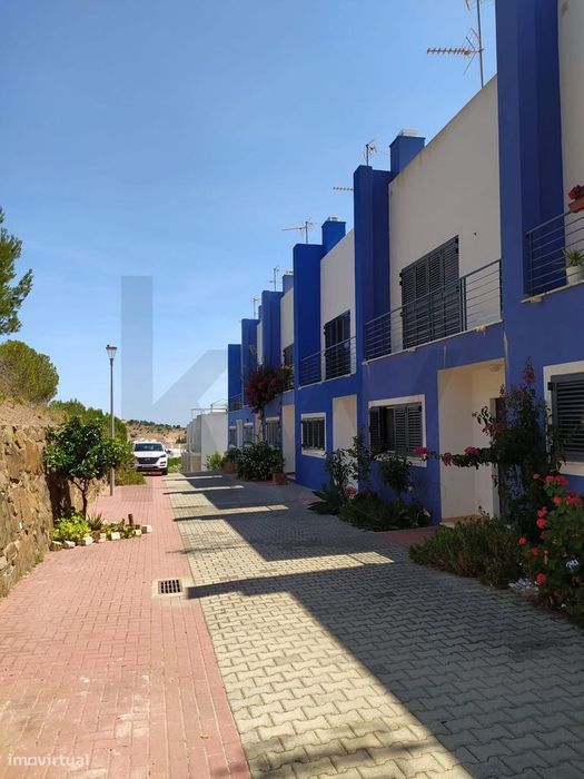 Encantadora Moradia T2 na Quinta da Cerca, com extra Apartamento T1 na