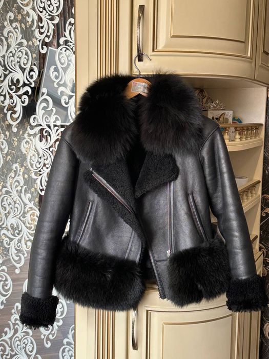 Натуральная дубленка, куртка, шуба автоледи FENDI