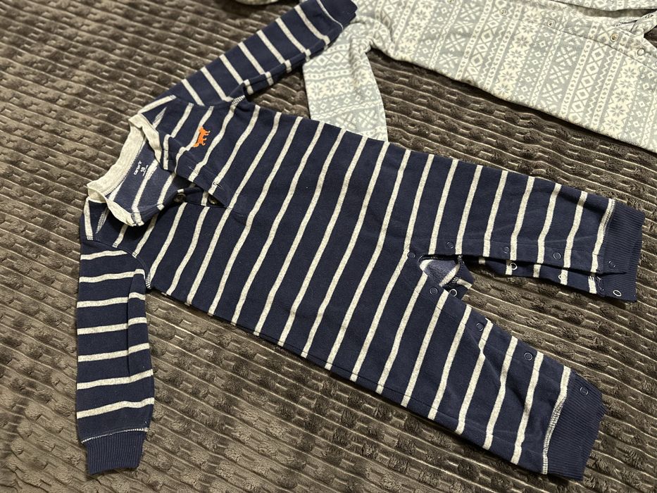 Чоловічки флісові carter’s ромпери 9-18  місяців