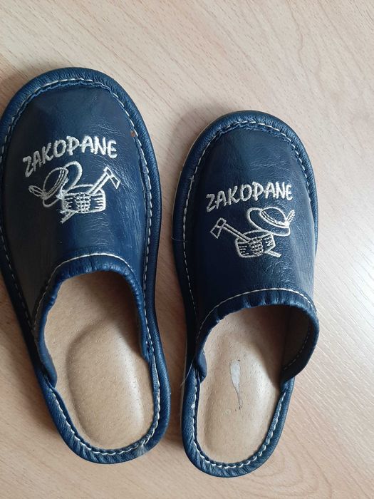Sprzedam kapcie z Zakopanego dla dziecka