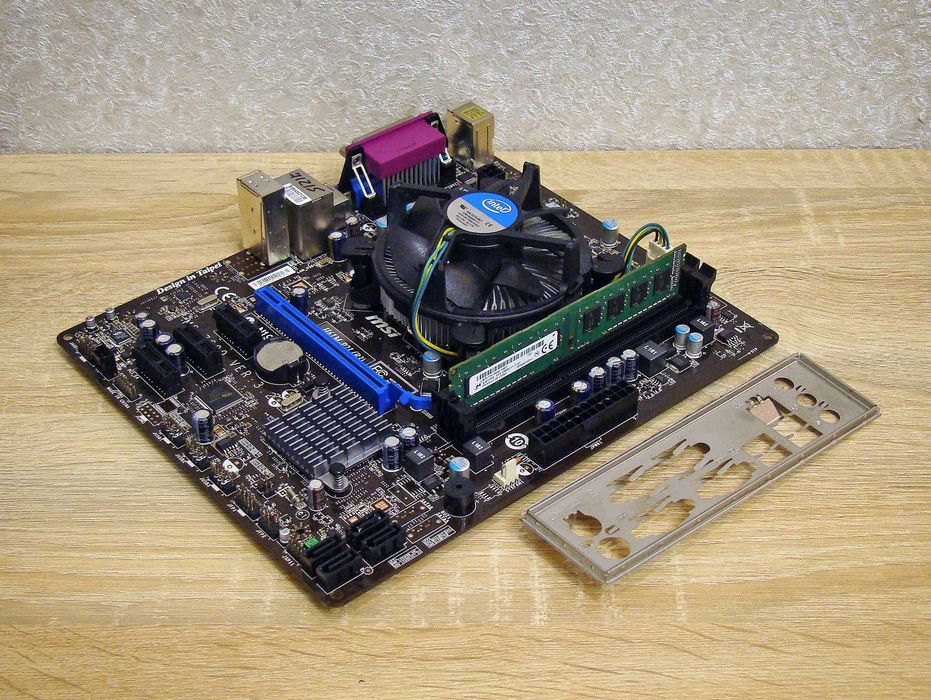 Комплект/сборка (проц+мать+память) на Intel i3-3225 (s1155, 2 ядра)