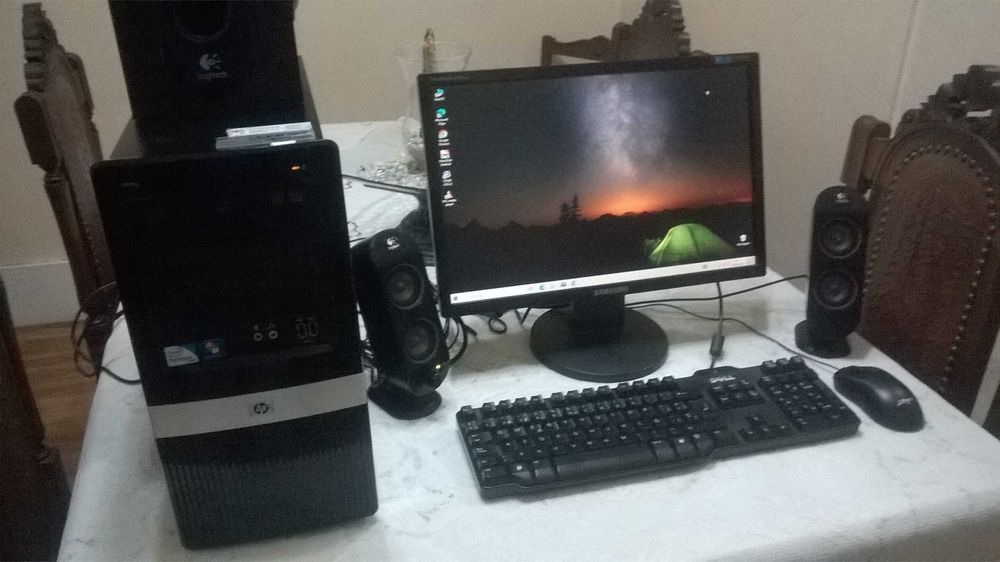 HP Computer with Intel Pentium E5500 2.80 GHz, Complete64861839609091123
