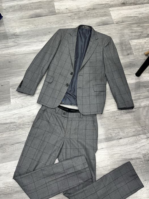 Garnitur Pako Lorente