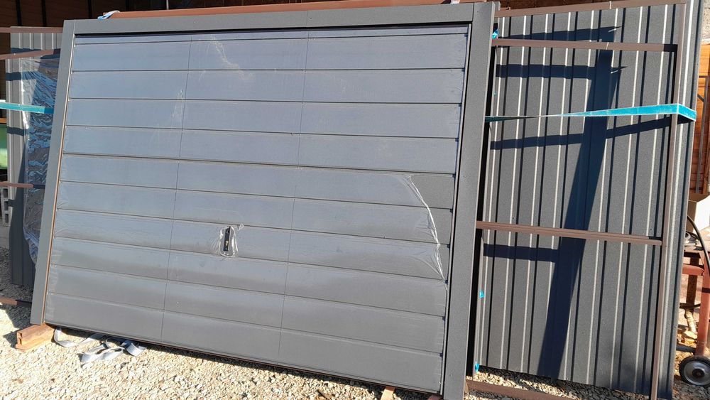 Brama garażowa !